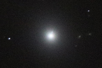 Jet in M87 als Live-Foto